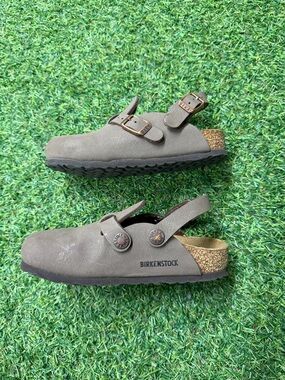 Toddler Birkenstock clogs
